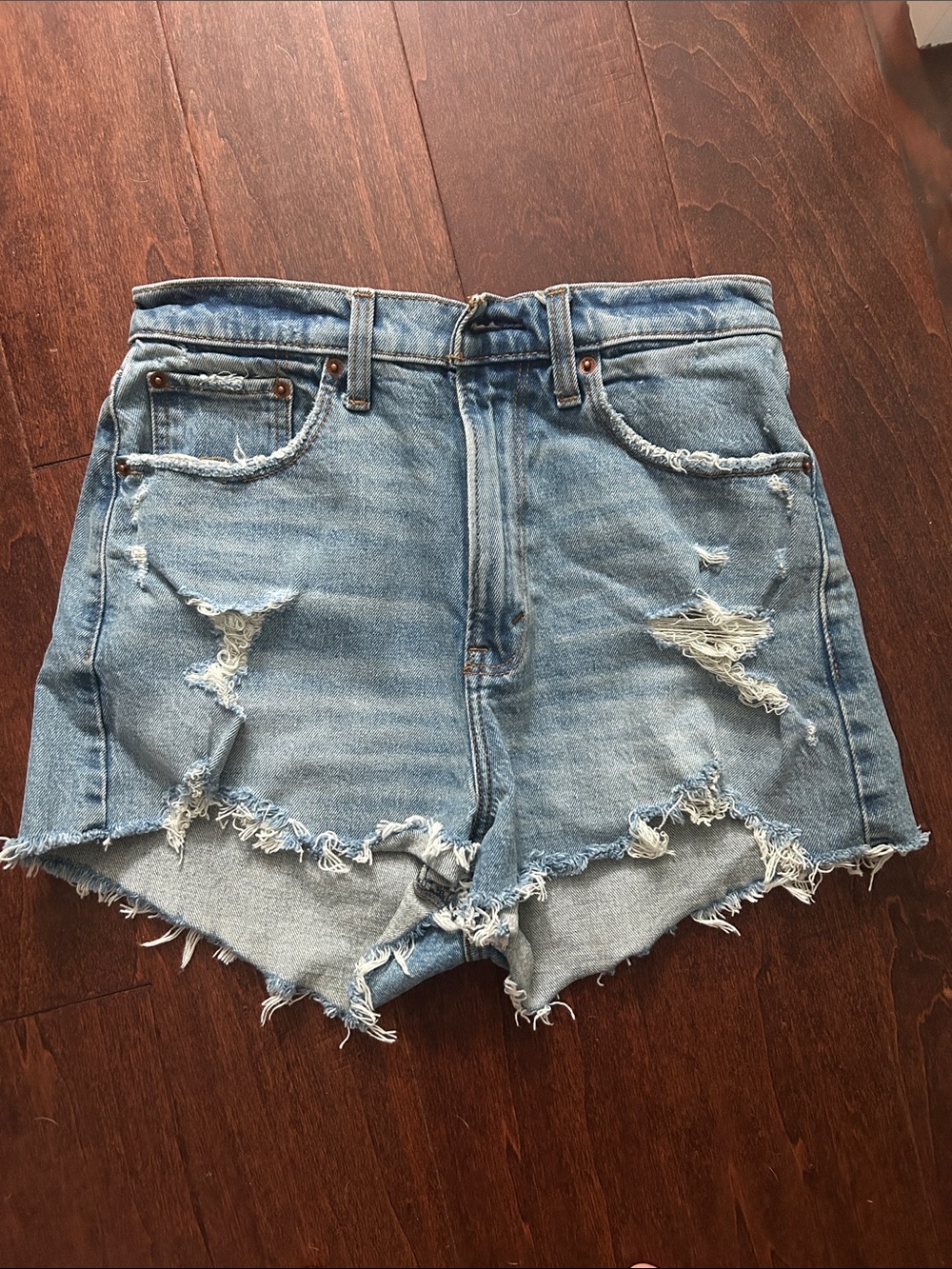 Abercrombie Curve Love High Rise Mom Shorts Size 4
